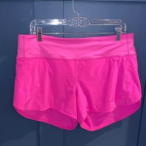 Lululemon Vibrant Neon Pink Women's Speed Up Athletic Shorts 🩷